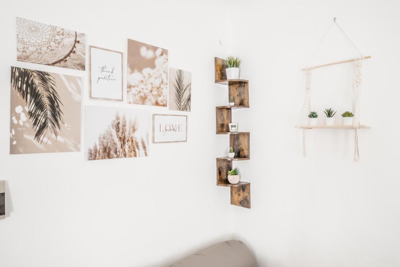Pretty House Navigli-Duomo Netflix & Design Apartment Милано Екстериор снимка