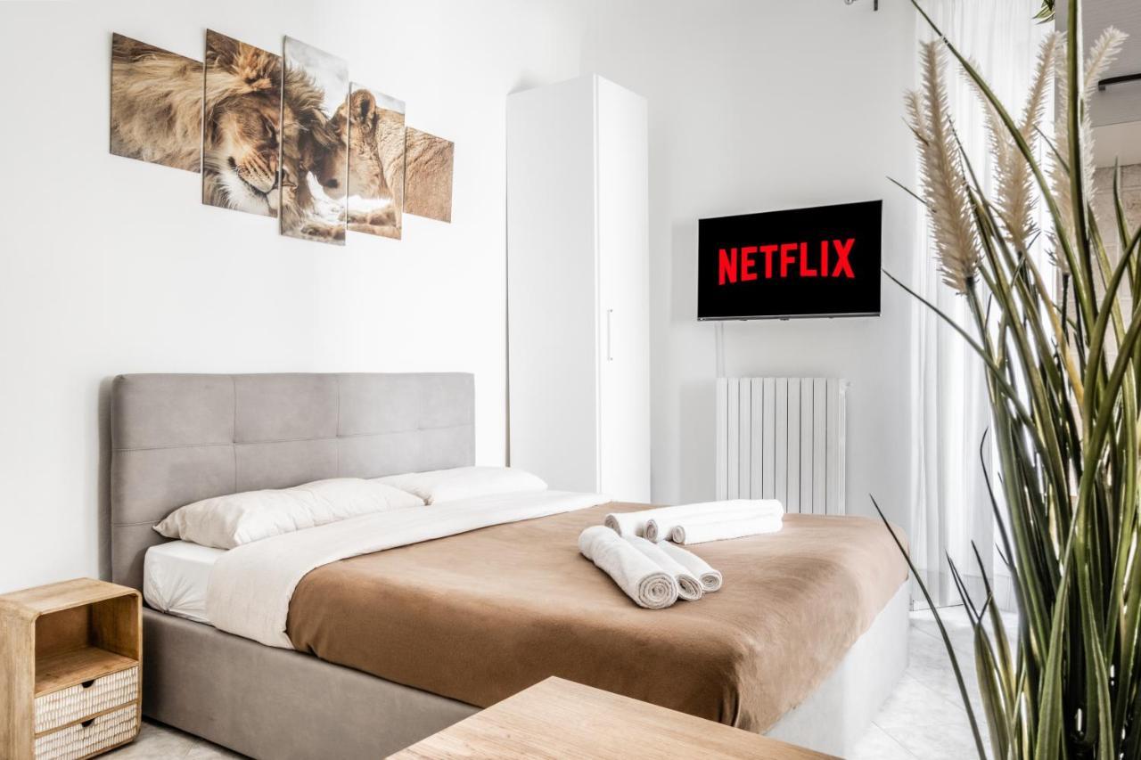 Pretty House Navigli-Duomo Netflix & Design Apartment Милано Екстериор снимка