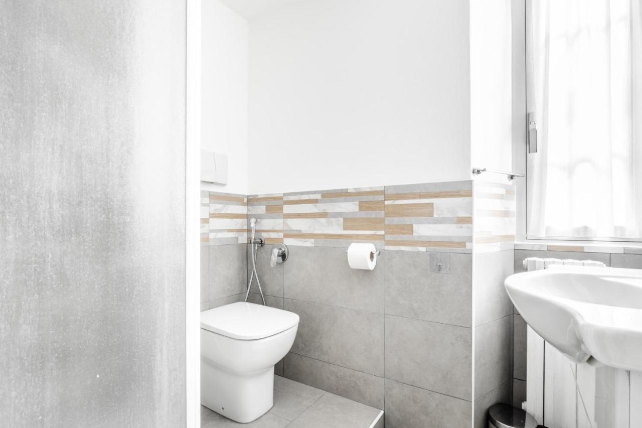 Pretty House Navigli-Duomo Netflix & Design Apartment Милано Екстериор снимка